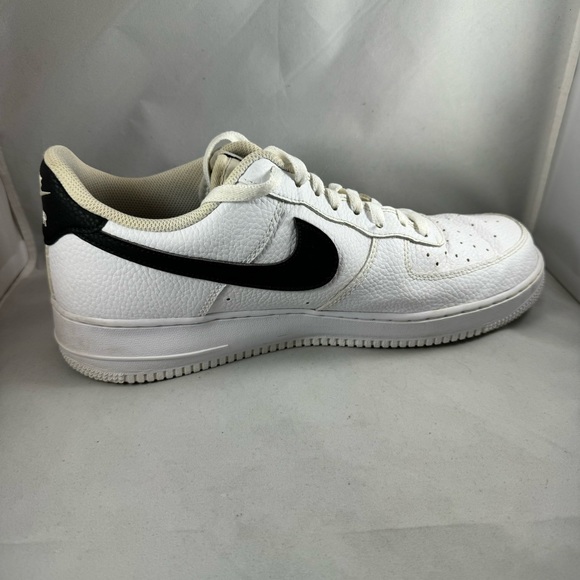 Nike Air Force 1 Low '07 Athletic Shoes - Men's size 12 - Picture 9 of 13